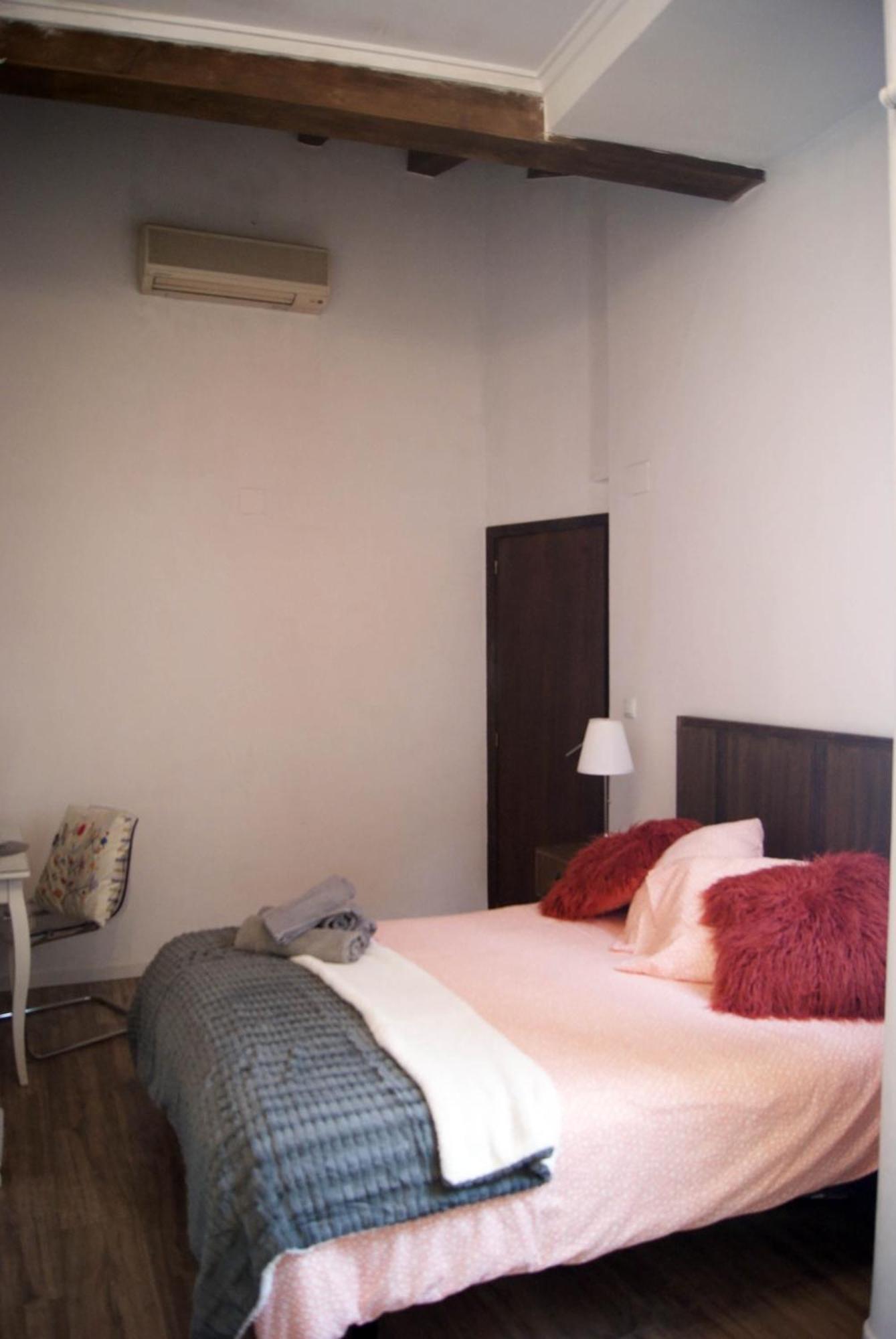 Apartamentos Centricos Barrio Del Carmen Valencia Exterior photo