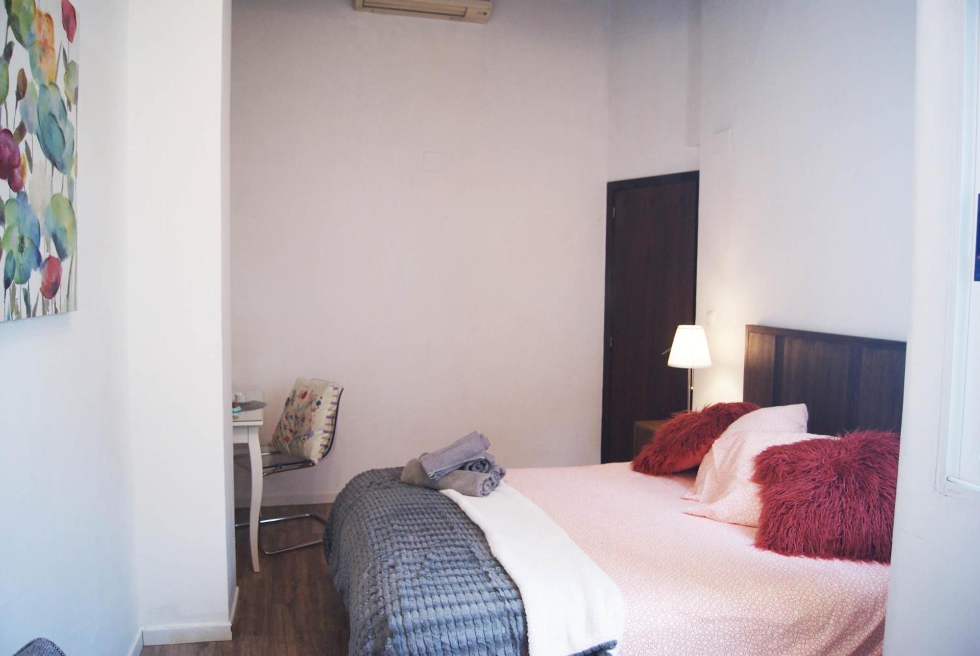 Apartamentos Centricos Barrio Del Carmen Valencia Exterior photo